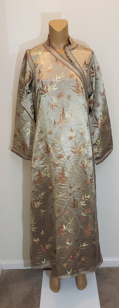 Medium Champagne Asian Side Collar